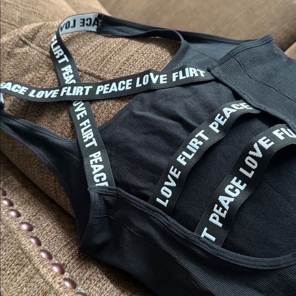 Crisscross Back Sleeveless Active Jumpsuit Sz S & 2 Nude Colored Seamless Thongs - Picture 5 of 12